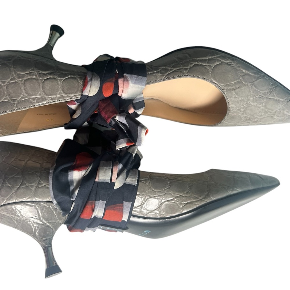 Prada Milano Gray Women's Alligator w/Strap “Scarf” Pumps Size 38 - Picture 7 of 17